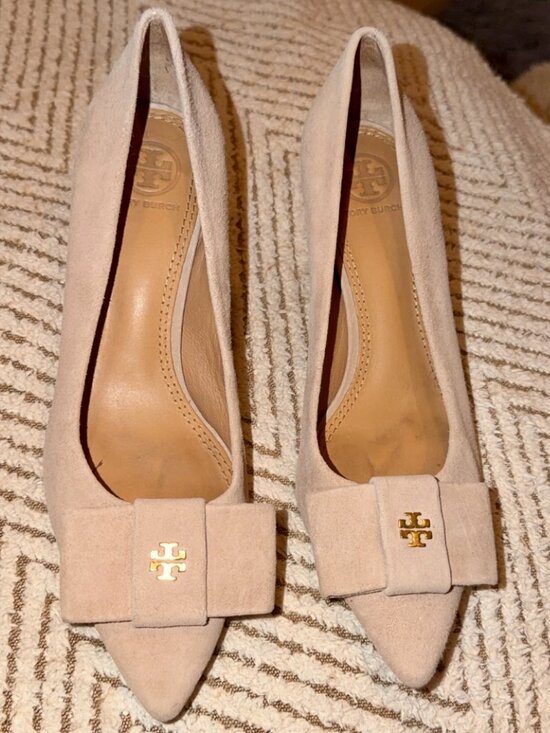 Tory Burch Shoes - Tory Burch Hardly Worn Beige Suede Kitten Heels Size 7